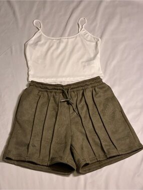 Olive Green Pleated Drawstring Shorts Tank Top Set New Without Tags